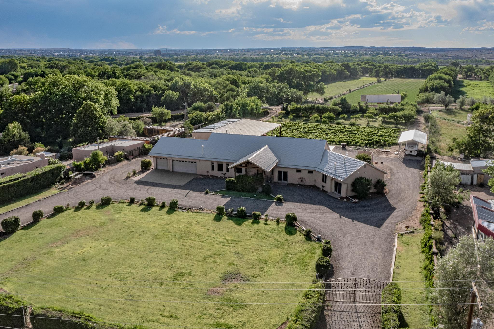 17 Llanito Road Bernalillo, NM 87004 - Photo 11 of 50 Gallery Image 11