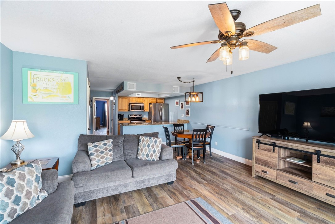 2292 North Fulton Beach Road, Unit 704 Rockport, TX 78382 - Photo 8 of 27