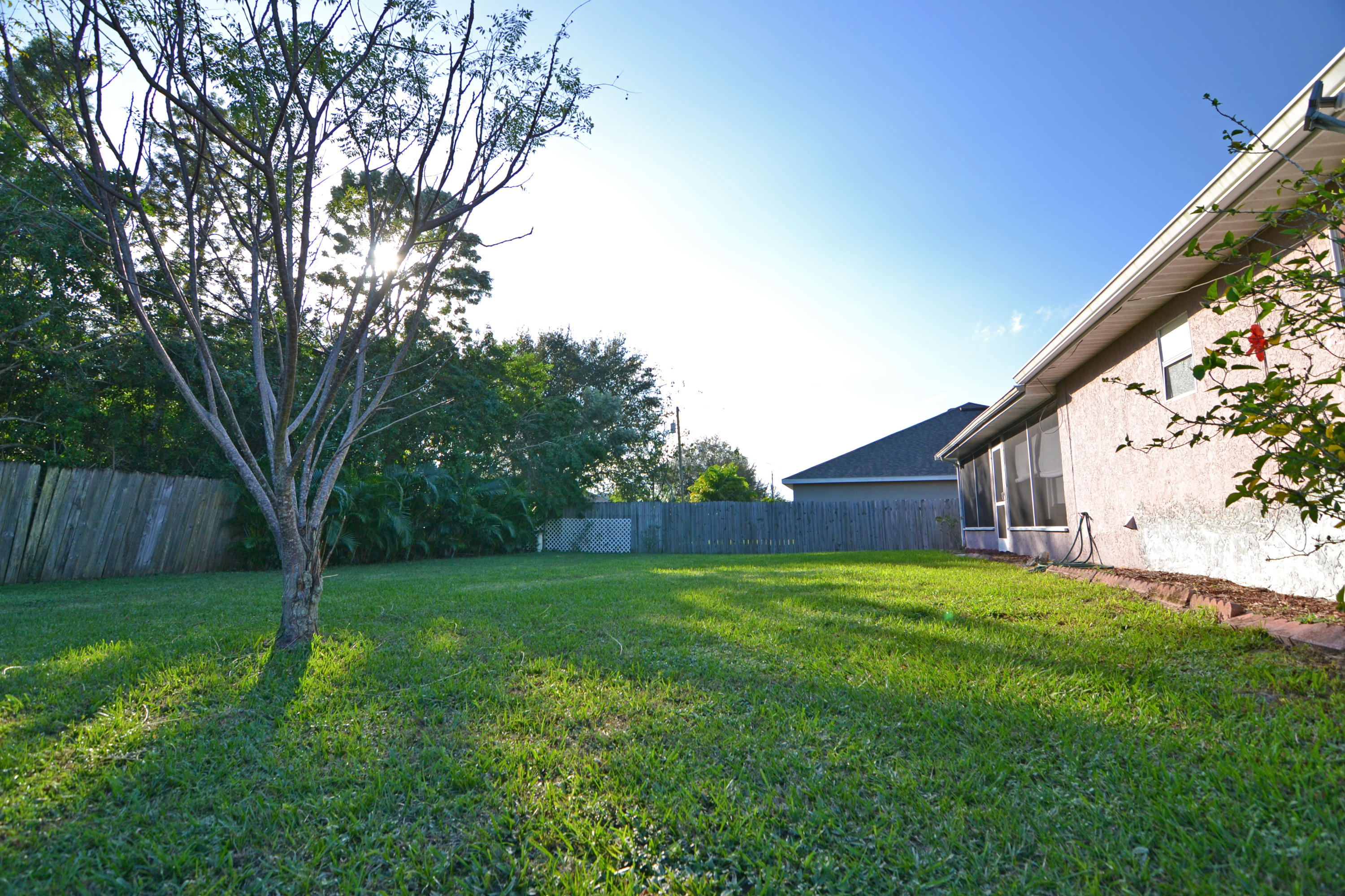 560 Southwest Ryder Road Port St. Lucie, FL 34953 - Photo 12 of 38 DSC_0041