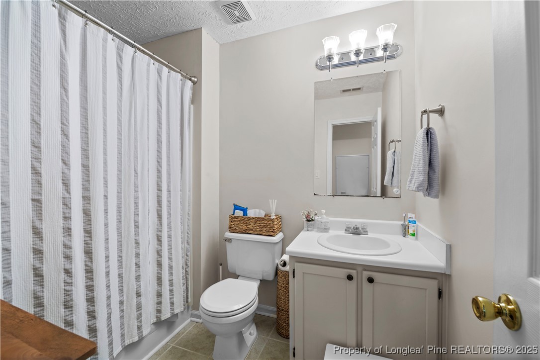 5726 Walkabout Road Hope Mills, NC 28348 - Photo 17 of 23 Gallery Image 17
