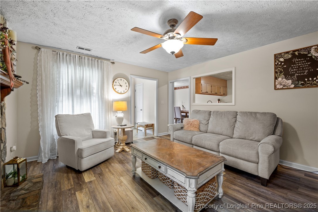 5726 Walkabout Road Hope Mills, NC 28348 - Photo 3 of 23 Gallery Image 3
