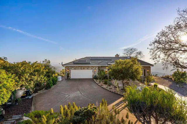 $1,180,000 | 1078 Rainbow Crest Road, Fallbrook, CA 92028