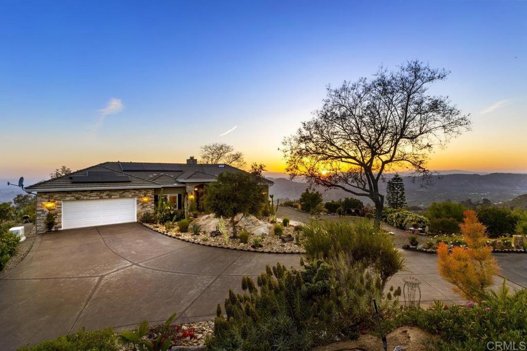 1078 Rainbow Crest Road Fallbrook, CA 92028 - Photo 3 of 65