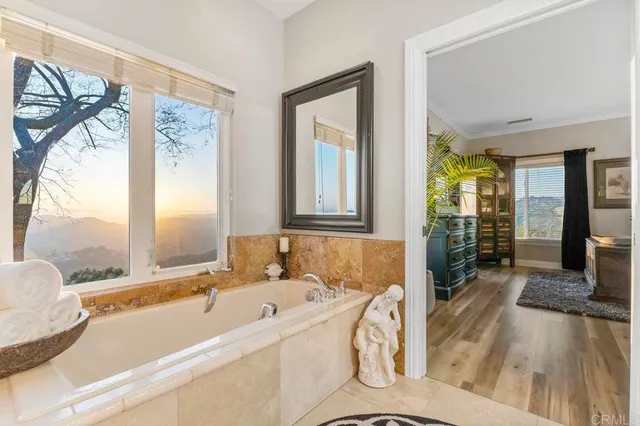 $1,180,000 | 1078 Rainbow Crest Road, Fallbrook, CA 92028