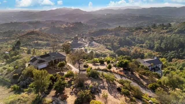 $1,180,000 | 1078 Rainbow Crest Road, Fallbrook, CA 92028