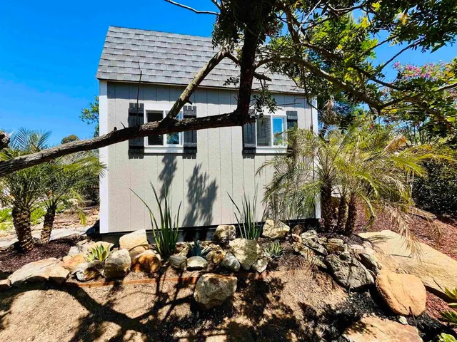 $1,180,000 | 1078 Rainbow Crest Road, Fallbrook, CA 92028