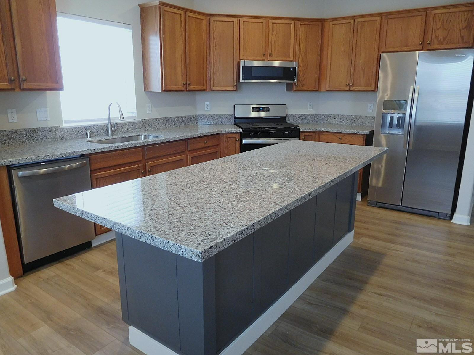 9665 Silver Desert Way Reno, NV 89506 - Photo 8 of 20 Photo 8