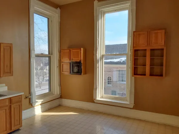 $504,000 | 120 South Park Avenue, Rensselaer, IN 47978