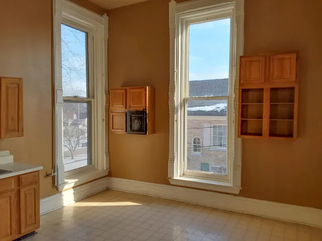 $515,000 | 120 South Park Avenue, Rensselaer, IN 47978