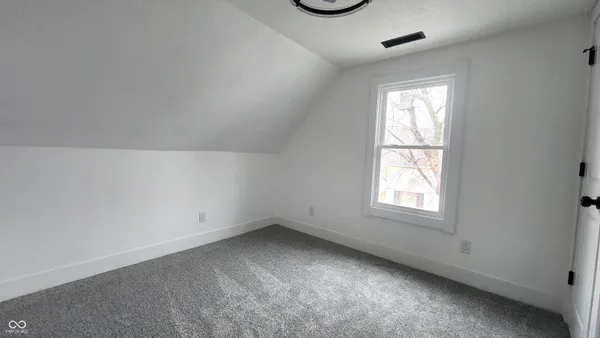 $290,000 | 2021 South A Street, Elwood, IN 46036