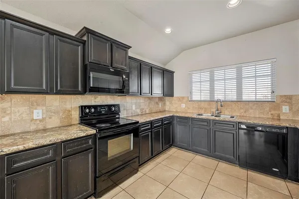 $2,000 | 4620 Elderberry Street, Forney, TX 75126