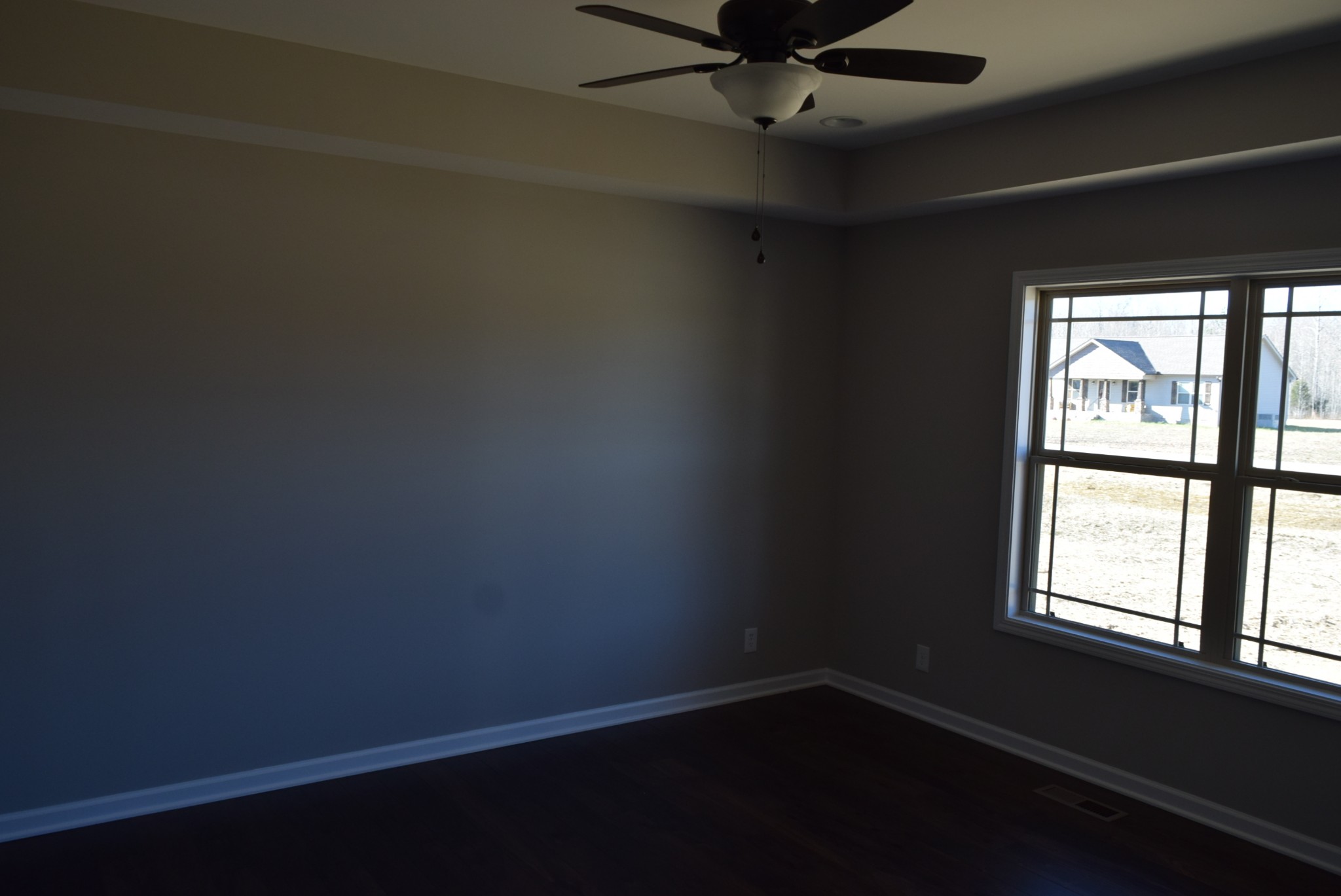 21 Ballard Road Manchester, TN 37355 - Photo 3 of 9 an empty room with a window