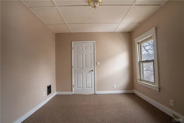 $950 | 208 East Clark Street, Unit 2, German Flatts, NY 13357