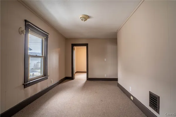 $950 | 208 East Clark Street, Unit 2, German Flatts, NY 13357