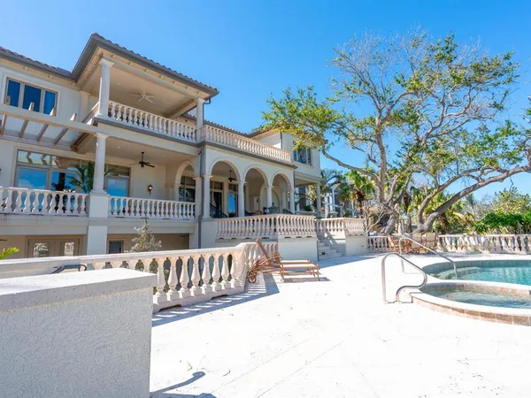 $10,750,000 | 1216 North Casey Key Road, Osprey, FL 34229