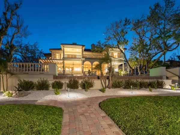 $10,750,000 | 1216 North Casey Key Road, Osprey, FL 34229