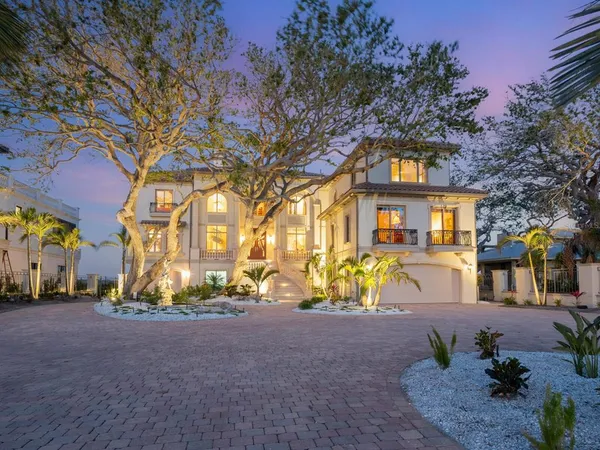 $10,750,000 | 1216 North Casey Key Road, Osprey, FL 34229