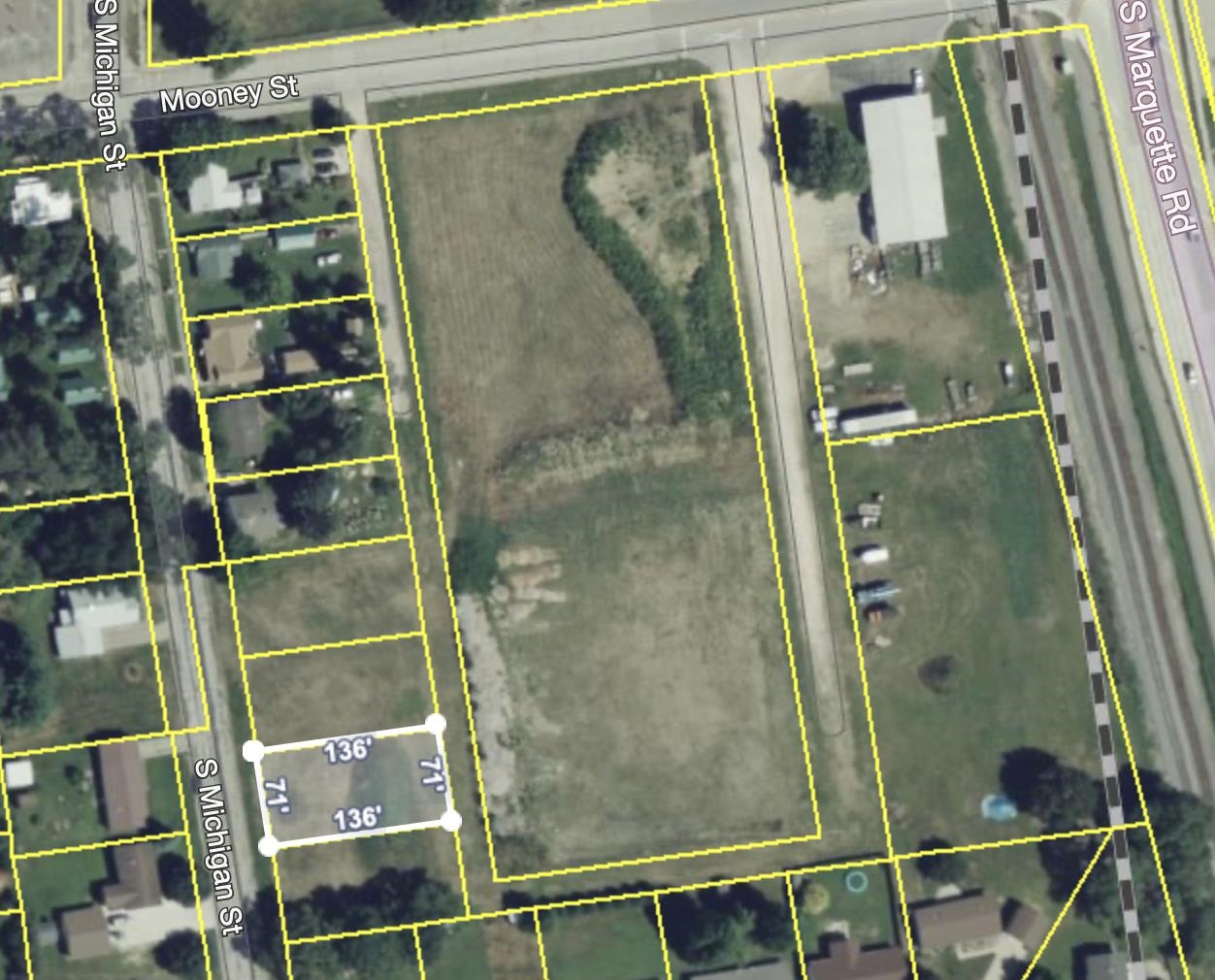 900 South Michigan Street Prairie du Chien, WI 53821 - Photo 2 of 11