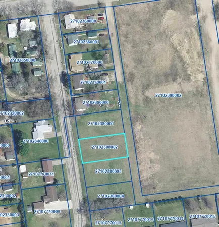 $27,900 | 900 South Michigan Street, Prairie du Chien, WI 53821