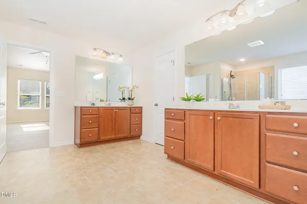 $2,200 | 255 Heathwood Drive, Clayton, NC 27527