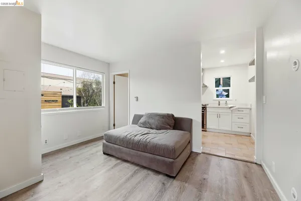 $1,300,000 | 946 Kains Avenue, Albany, CA 94706