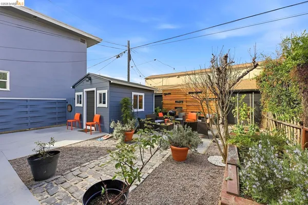 $1,300,000 | 946 Kains Avenue, Albany, CA 94706