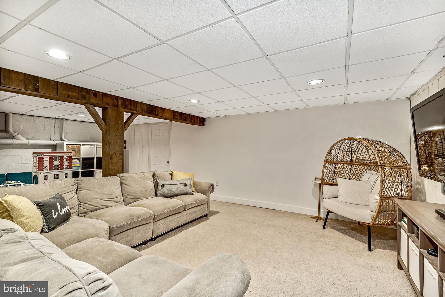 4827 Kings Road Doylestown, PA 18902 - Photo 17 of 39 Gallery Image 17