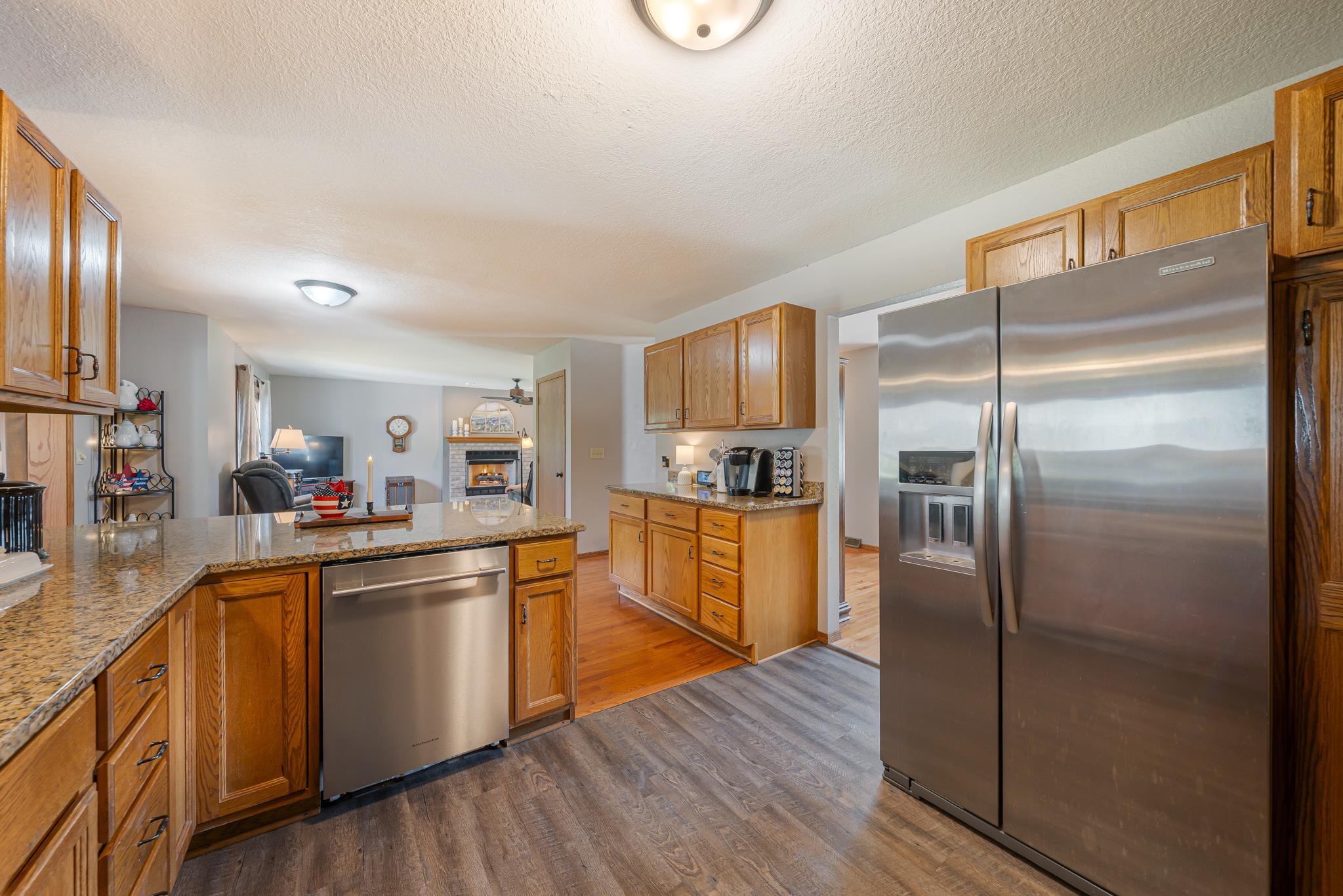 W6108 Long Court Appleton, WI 54914 - Photo 10 of 43