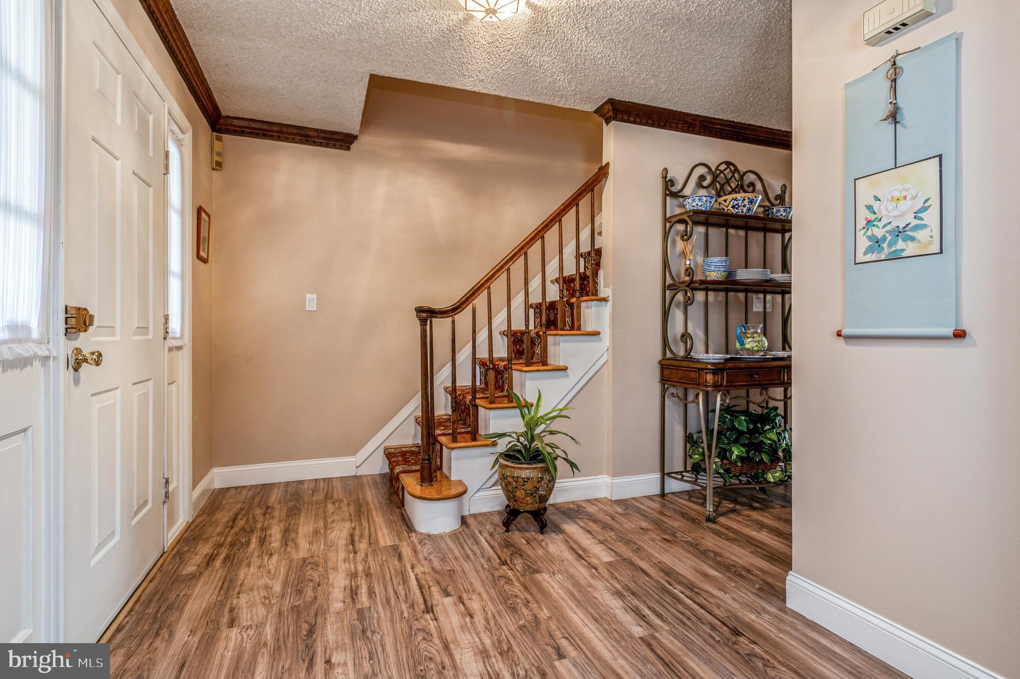 23 Tally Road Trenton, NJ 08619 - Photo 3 of 24 Foyer