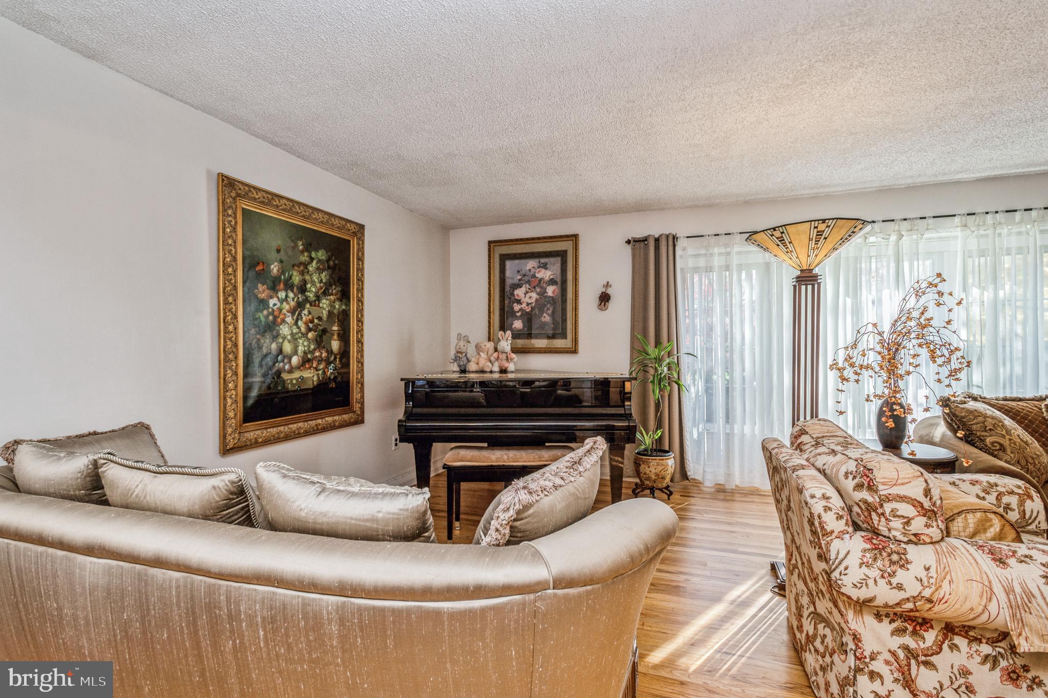 23 Tally Road Trenton, NJ 08619 - Photo 5 of 24 Formal Living Room