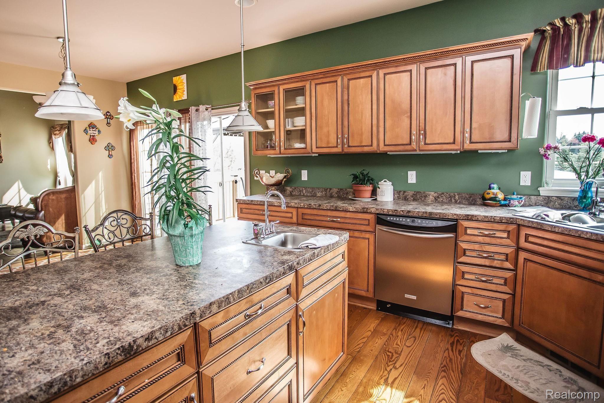 1494 Bowers Road Lapeer, MI 48446 - Photo 13 of 39 IMG_3709.jpg