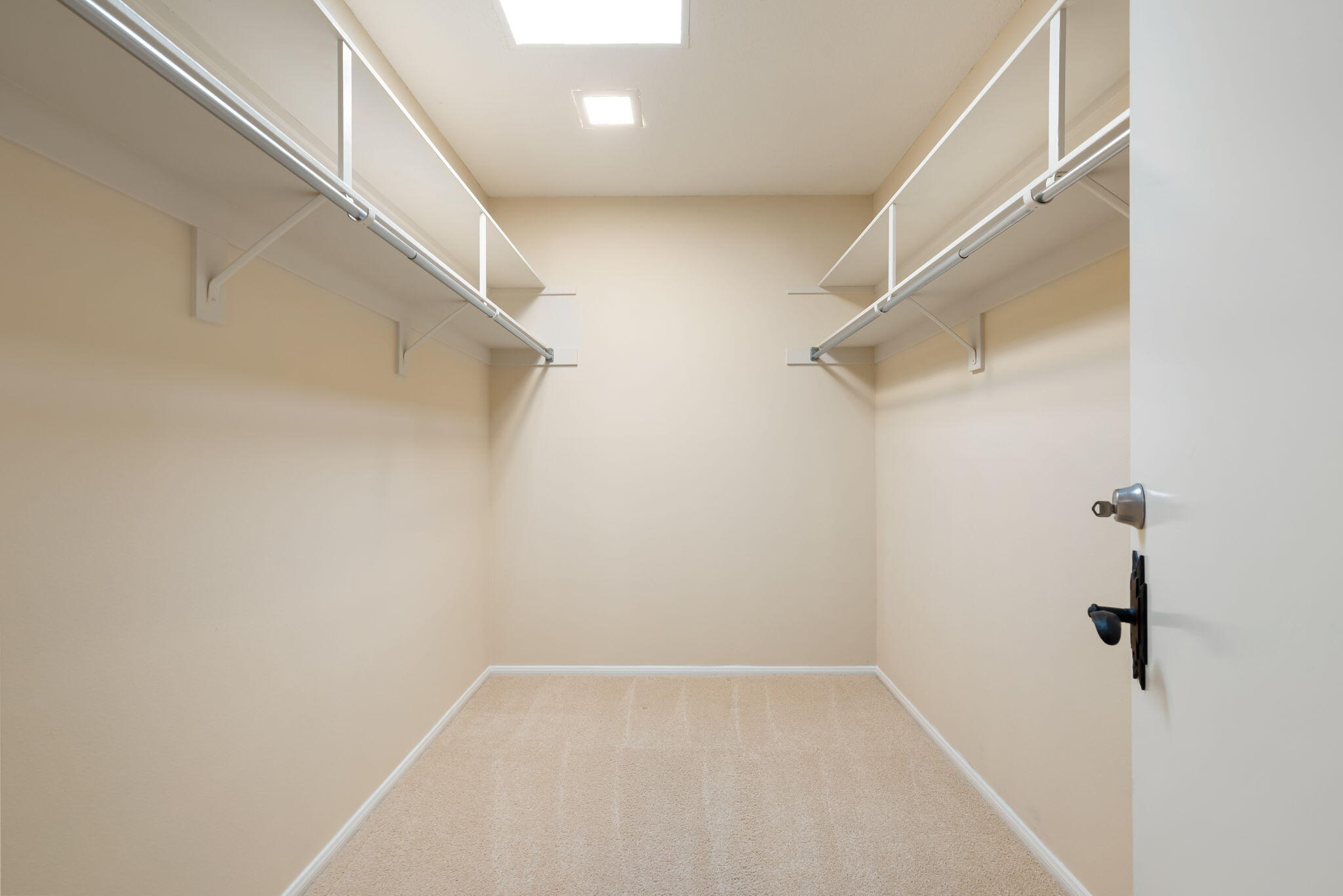7 Tulane Court Rancho Mirage, CA 92270 - Photo 40 of 66 a view of small space