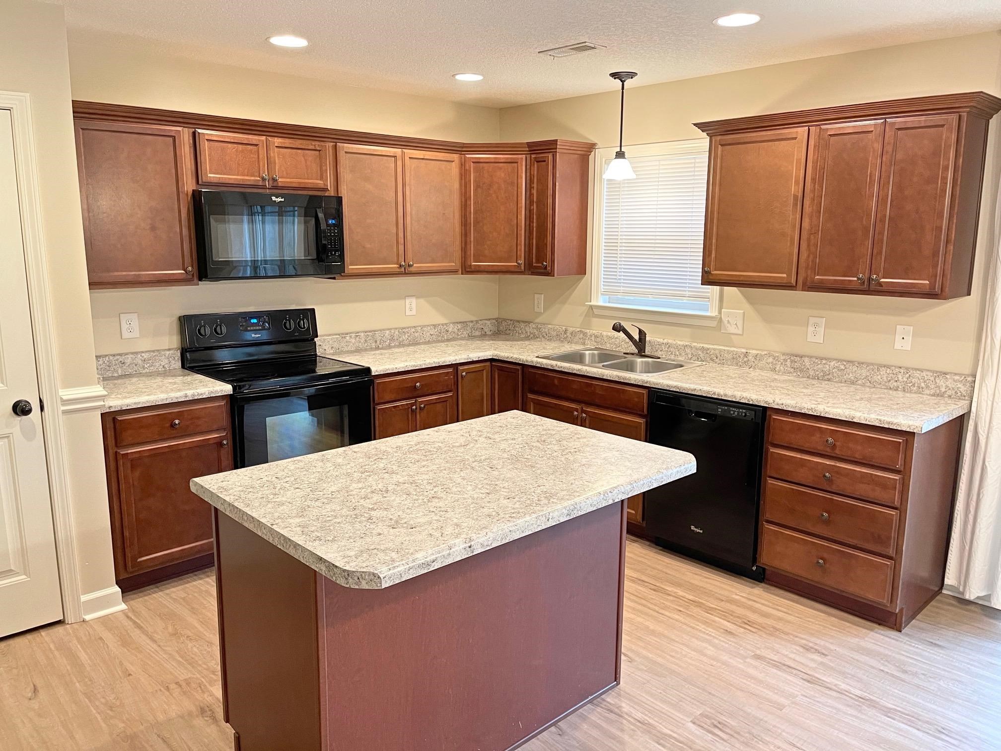190 Rector Street Campobello, SC 29322 - Photo 6 of 14 Gallery Image 6