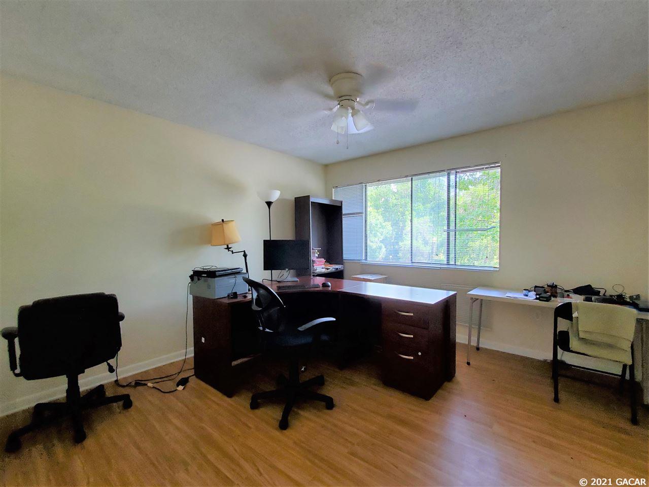 2734 Southwest 14th Drive Gainesville, FL 32608 - Photo 18 of 28