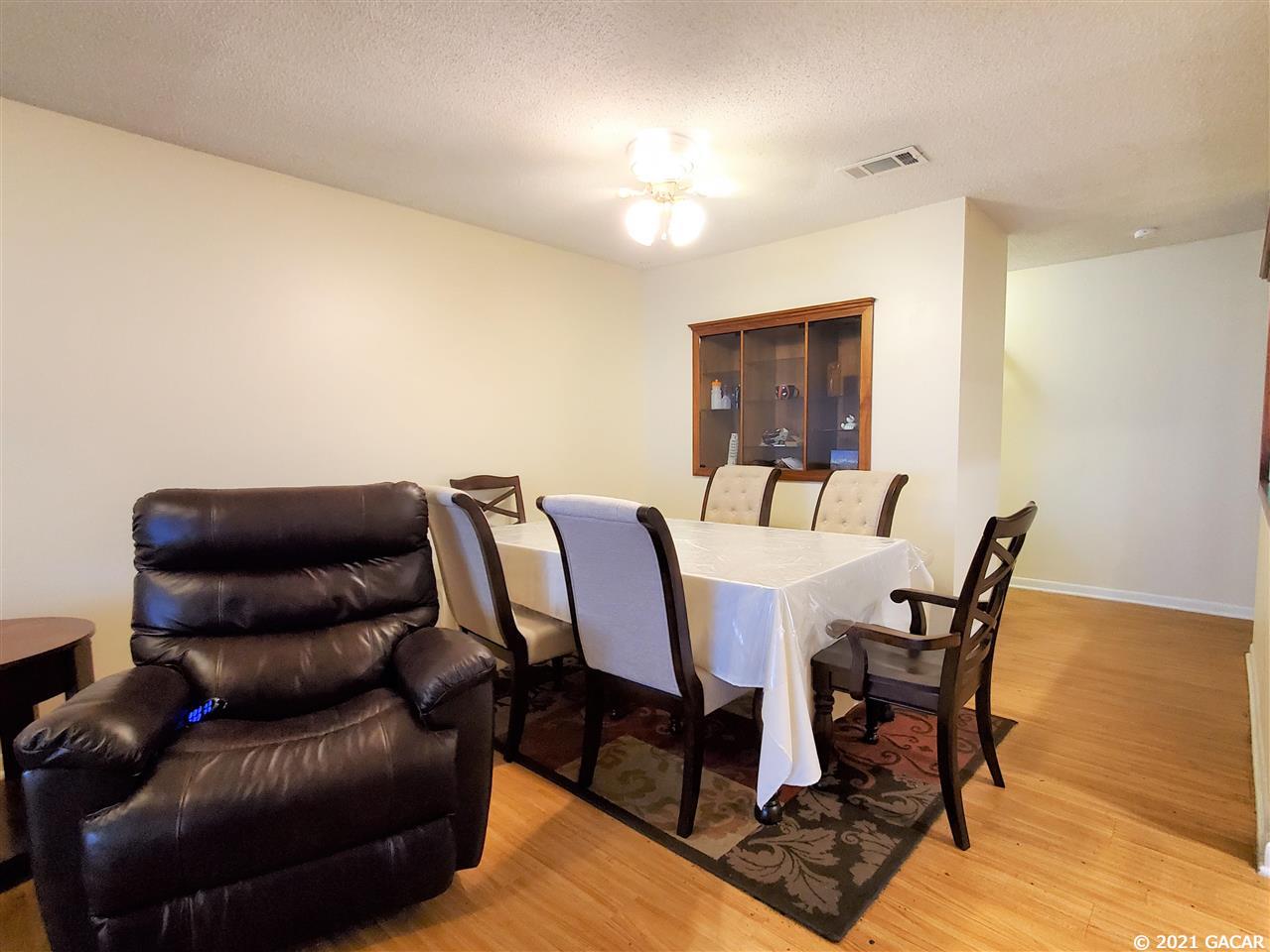2734 Southwest 14th Drive Gainesville, FL 32608 - Photo 20 of 28
