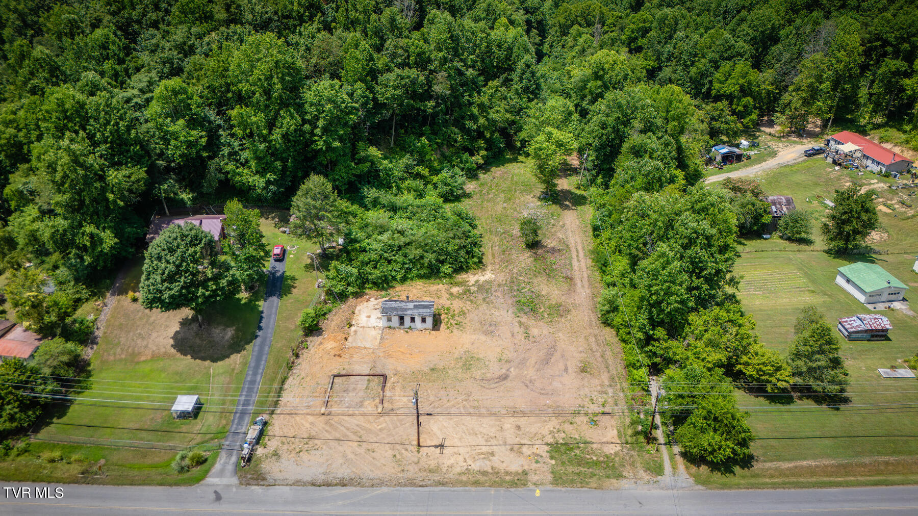 229 Marble Hall Road Rogersville, TN 37857 - Photo 11 of 17 107