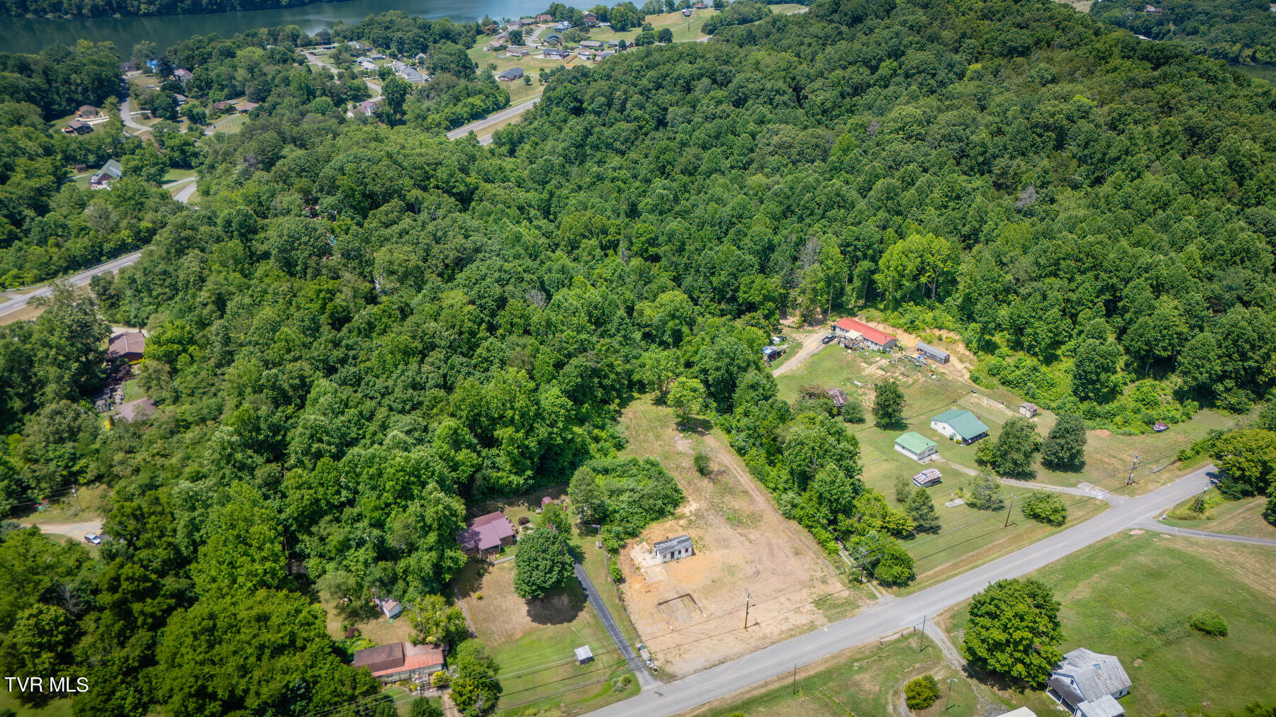 229 Marble Hall Road Rogersville, TN 37857 - Photo 6 of 17 102