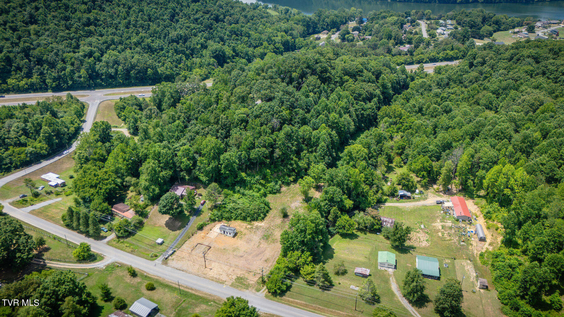 229 Marble Hall Road Rogersville, TN 37857 - Photo 7 of 17 103