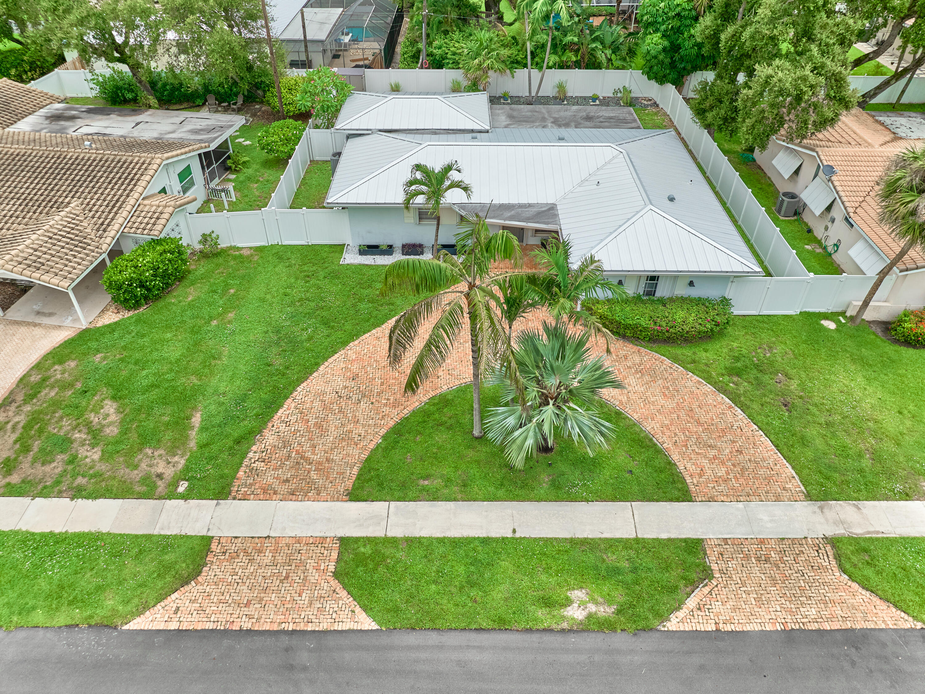 683 Southwest 2nd Street Boca Raton, FL 33486 - Photo 1 of 48 © PYL 0014