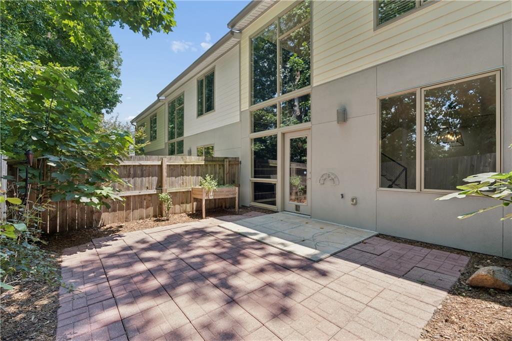 1356 Rietveld Row Northwest Atlanta, GA 30318 - Photo 29 of 59