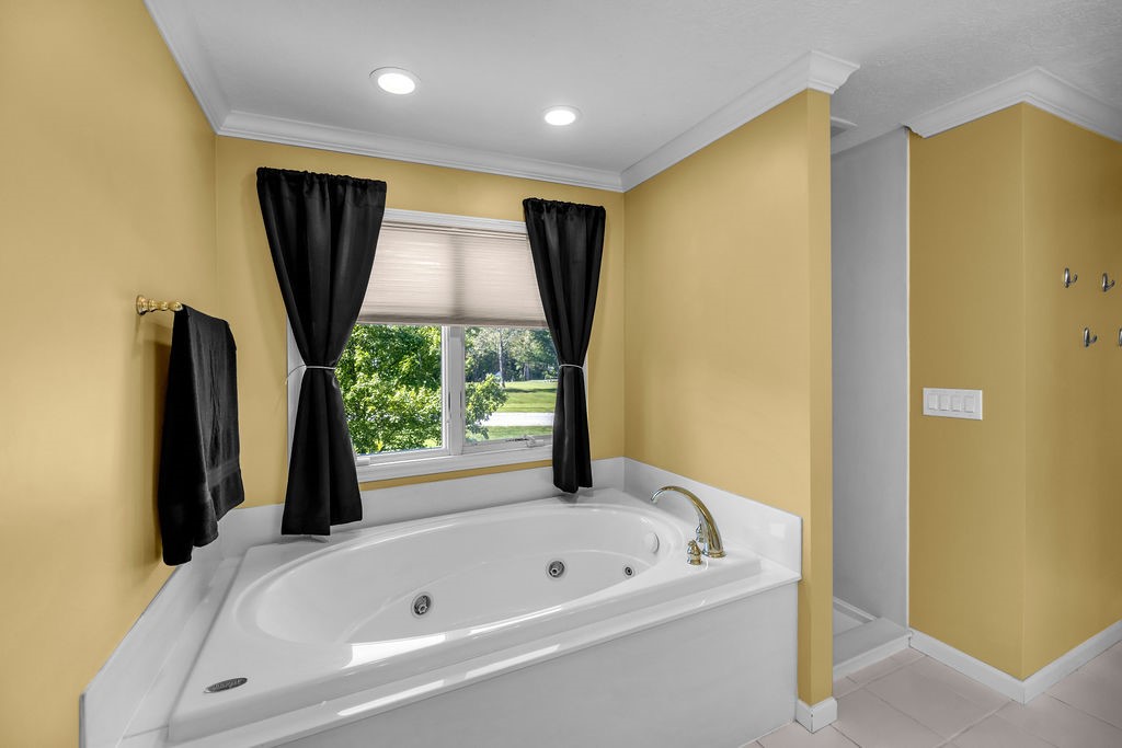 1909 Shore Oak Drive Decatur, IL 62521 - Photo 37 of 48 Gallery Image 37