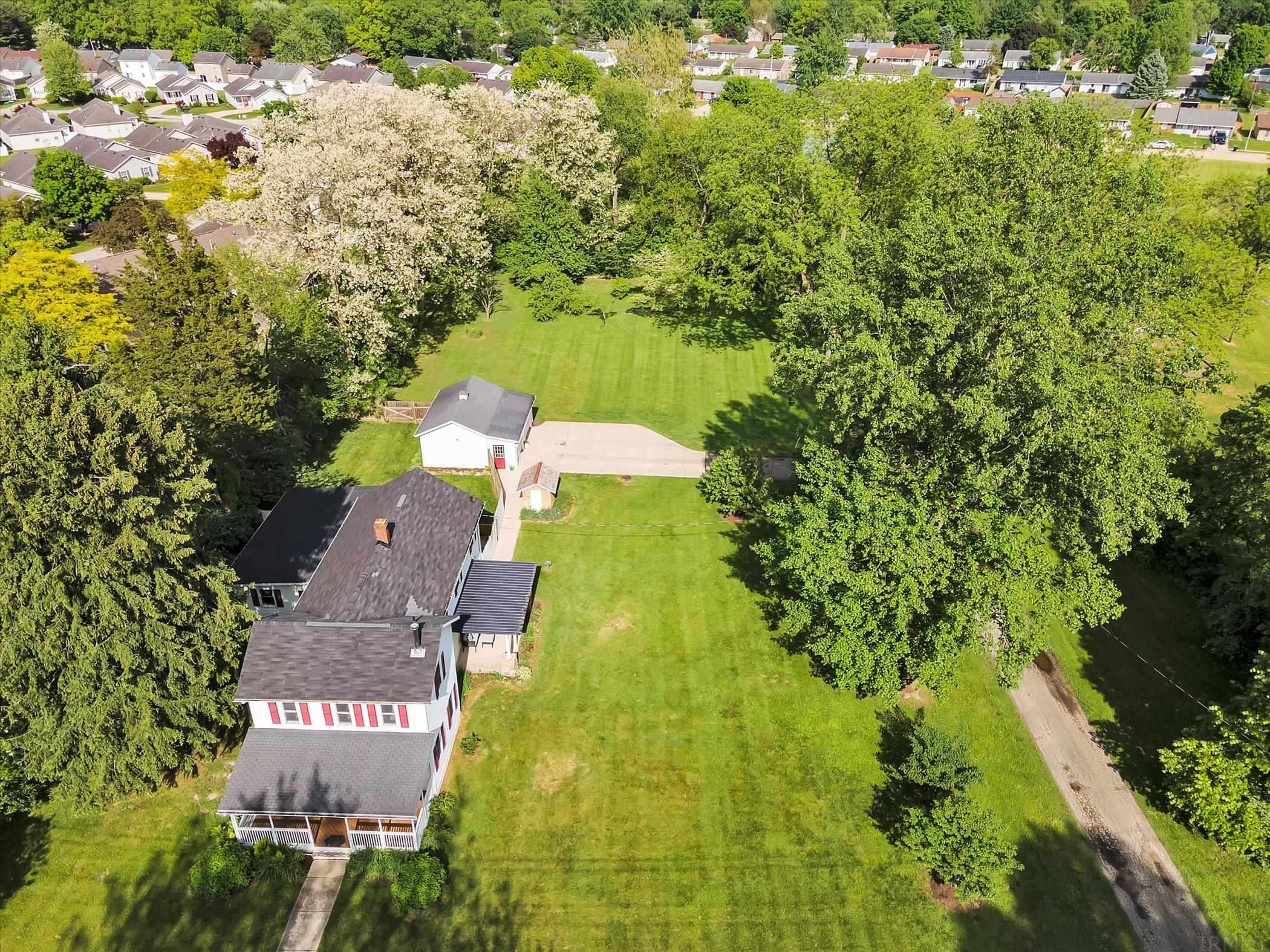 3818 Lilac Road South Bend, IN 46628 - Photo 34 of 36