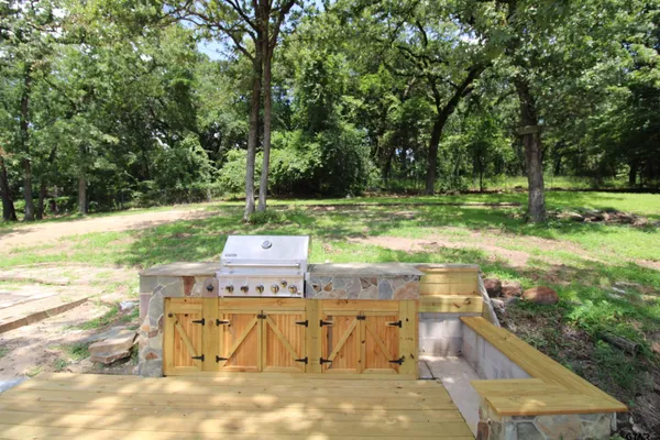 $249,000 | 640 Callender Lake Drive, Murchison, TX 75778