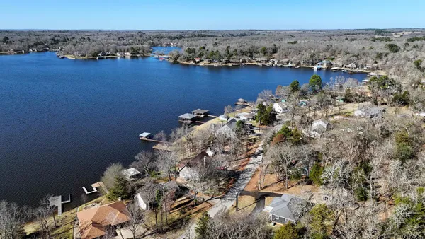$249,000 | 640 Callender Lake Drive, Murchison, TX 75778