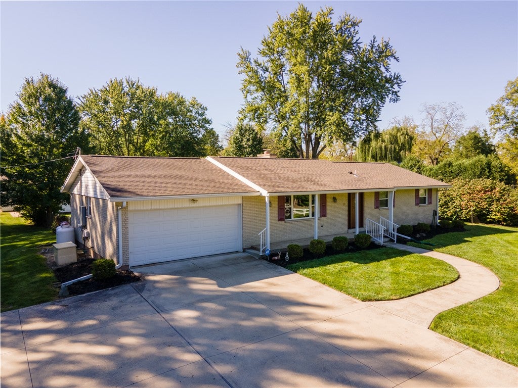 920 East Shoop Road Tipp City, OH 45371 - Photo 4 of 50 Gallery Image 4