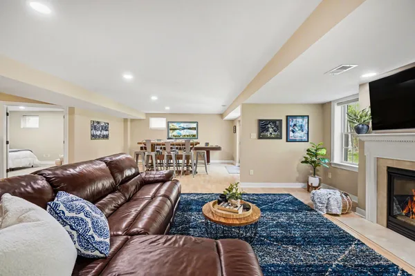 $939,000 | 2323 Queensbury Drive, Fallston, MD 21047