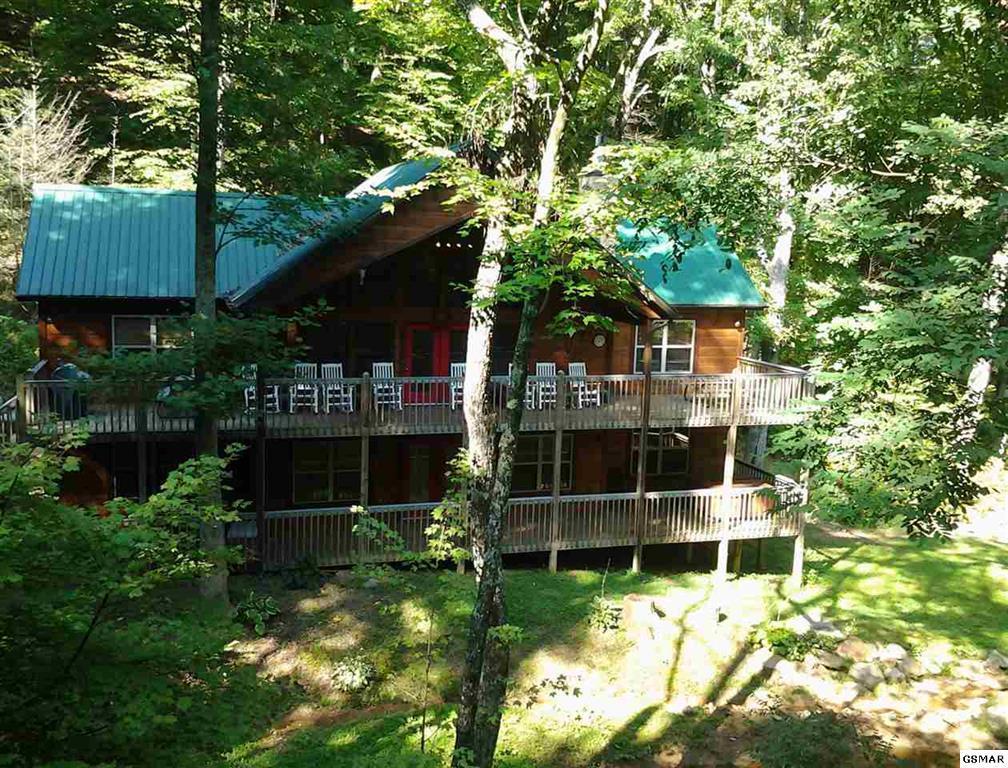 4130 High Ridge Way Sevierville, TN 37862 - Photo 3 of 32 213418-2