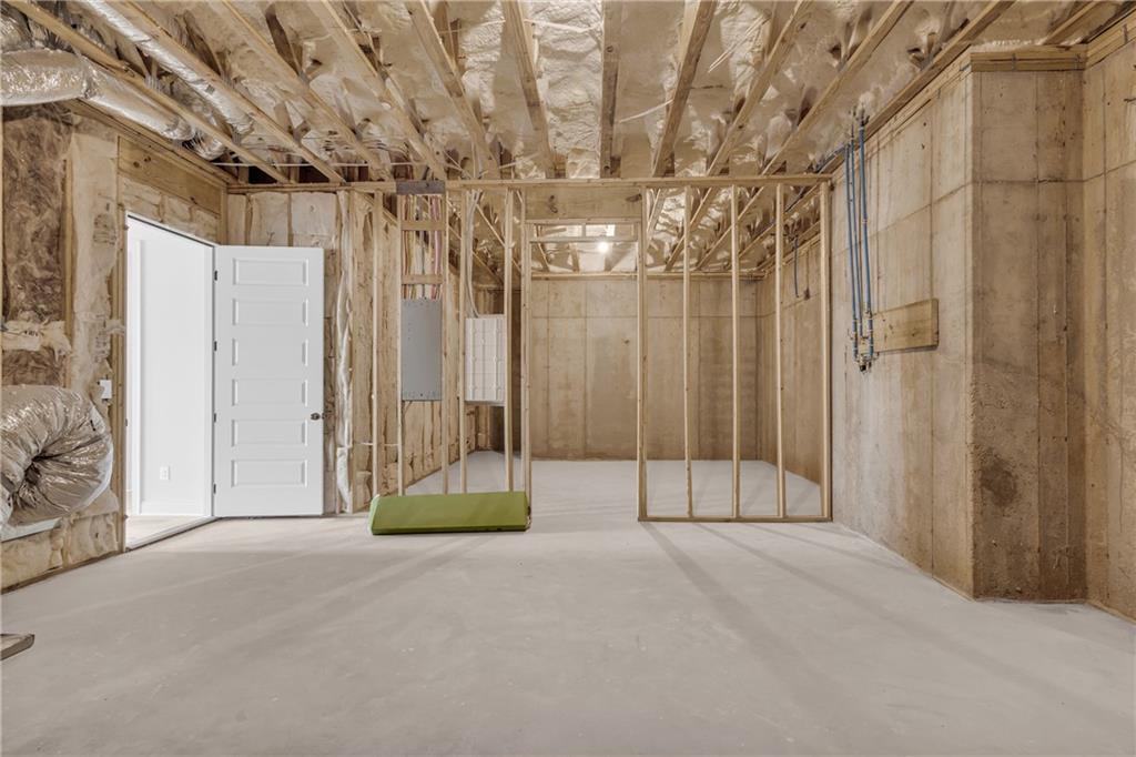 7054 Hammock Trail Gainesville, GA 30506 - Photo 51 of 72 a view of a room with a outdoor space