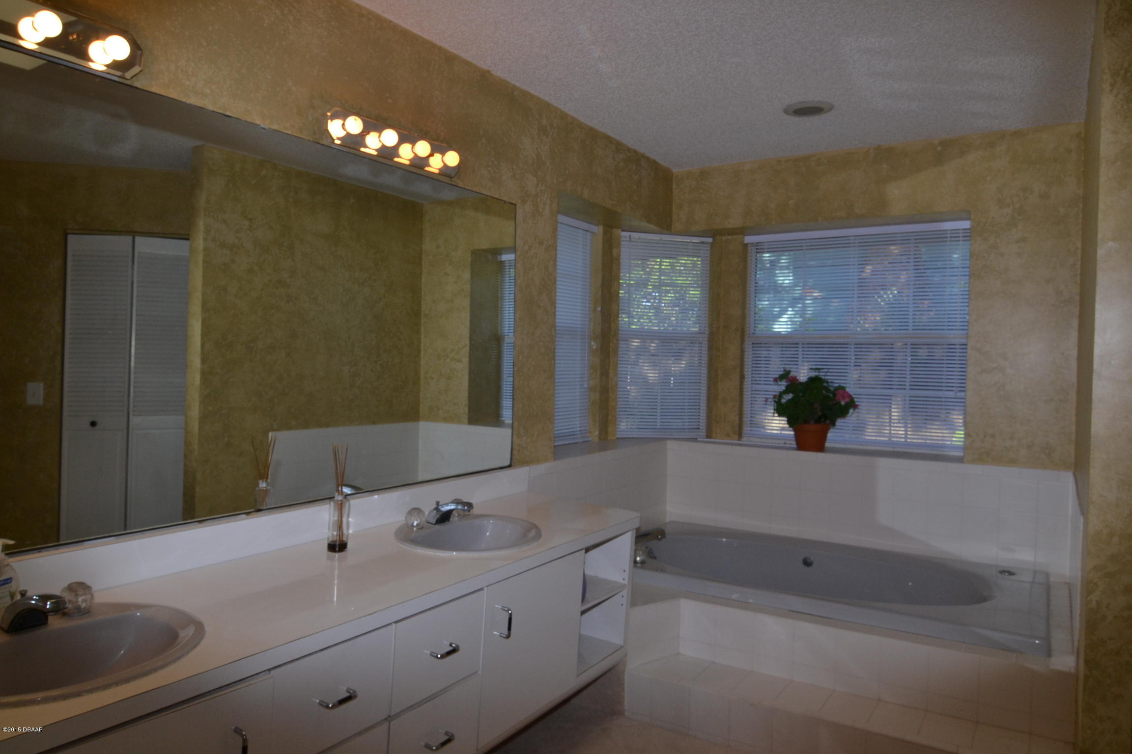 1 Kelly Bea Court Ponce Inlet, FL 32127 - Photo 11 of 18 DSC_0138.JPG