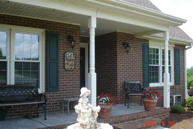 102 Banfield Court Anderson, SC 29621 - Photo 3 of 24